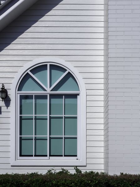 Cost of Curved Window Replacement in Gaithersburg
