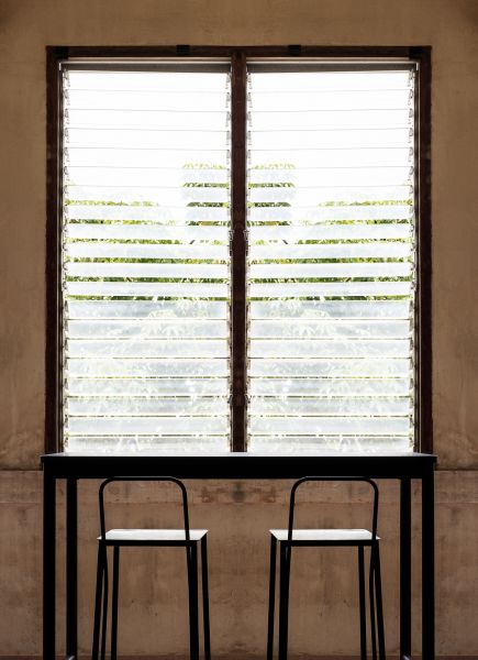 Cost of Louvre Window Replacement in Gaithersburg
